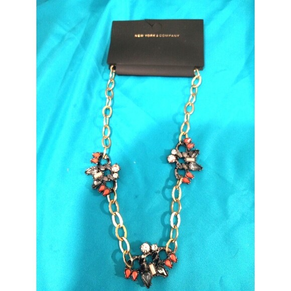 New York & Company Beautiful Chain Necklace 14in+3 with Stones & Crystals. - Picture 5 of 5